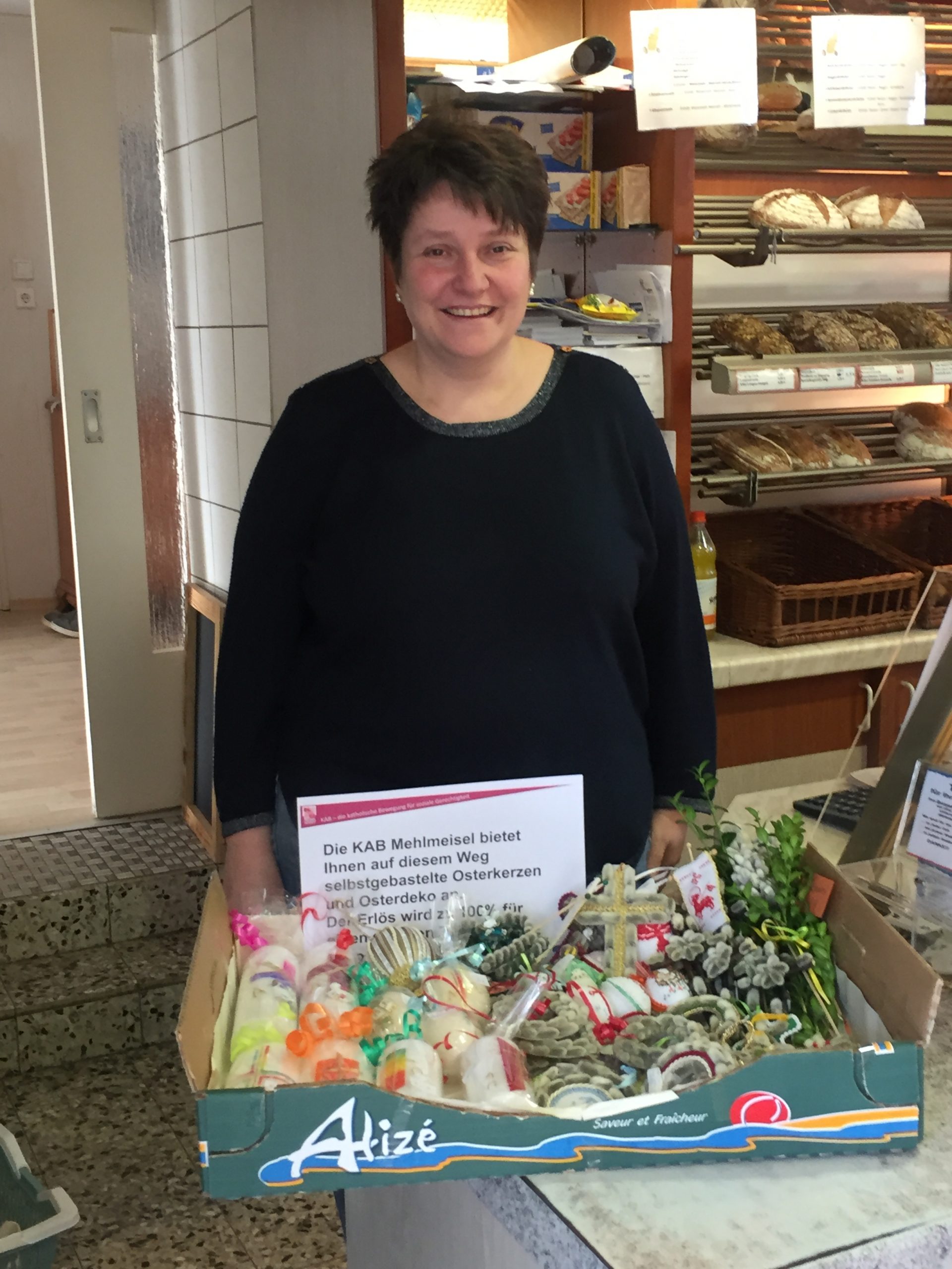 Palmbuschen und Osterkerzen trotz Corona